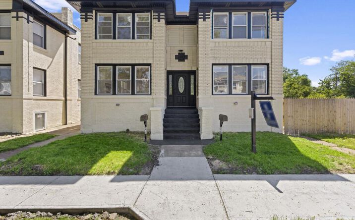 553 - 555 Rhode Island Court, Gary