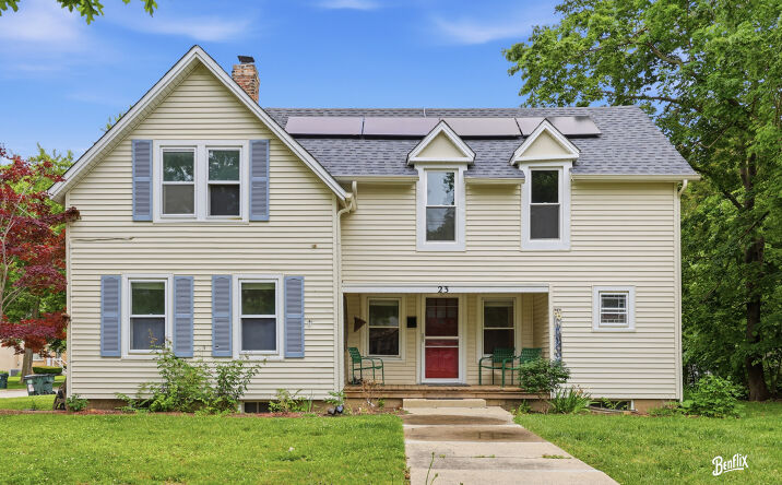 Pictures of Multifamily property located at 23 N Benton Street, Palatine, IL 60067 for sales - image #1