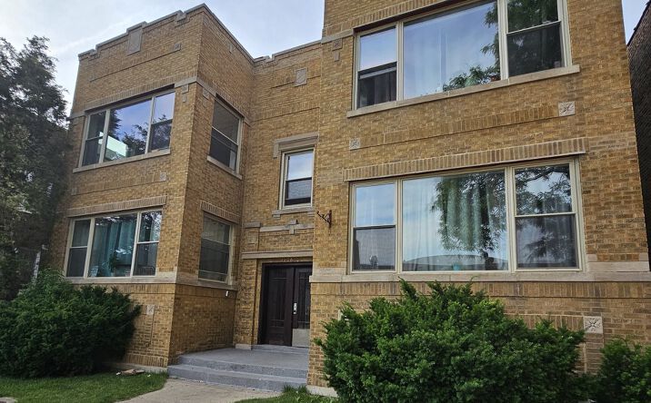 Pictures of Multifamily property located at 3206 W 66th Street, Chicago, IL 60629 for sales - image #1