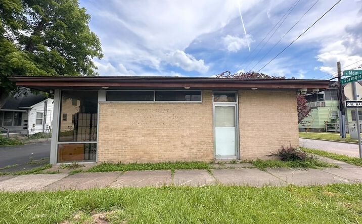 609 W Main Street, Carbondale