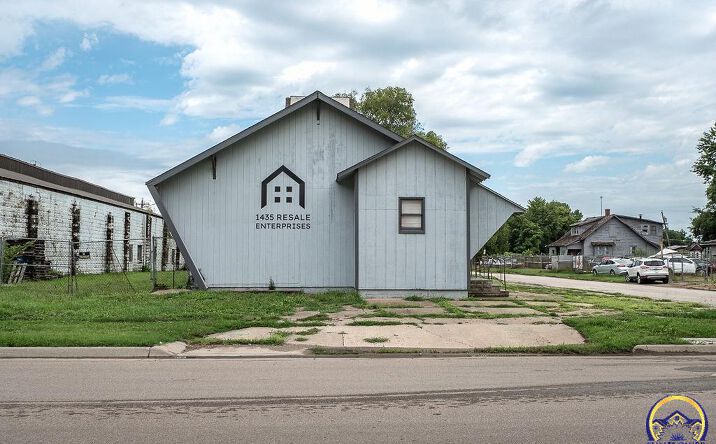 Pictures of Industrial, Office, Retail property located at 1435 SE Madison ST, Topeka, KS 66607 for sales - image #1