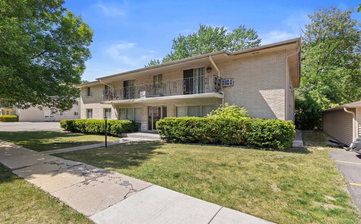 10112 W Sharon Lane, Milwaukee
