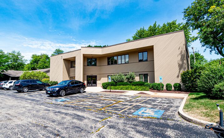 Pictures of Office, Special Purpose property located at 472 North McLean Boulevard, Elgin, IL 60123 for sales - image #1