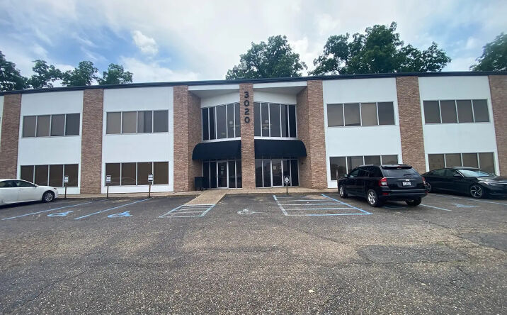 Pictures of Office property located at 3020 Knight St, Shreveport, LA 71105 for sales - image #1