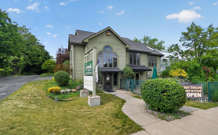 Pictures of Retail, Office property located at 295 E Emmett Street, Battle Creek, MI 49017 for sales - image #1