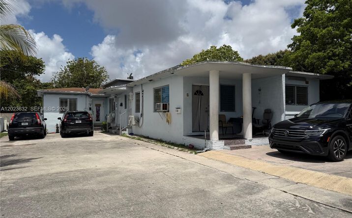 Pictures of Multifamily property located at 130 NW 16th Ave, Miami, FL 33125 for sales - image #1