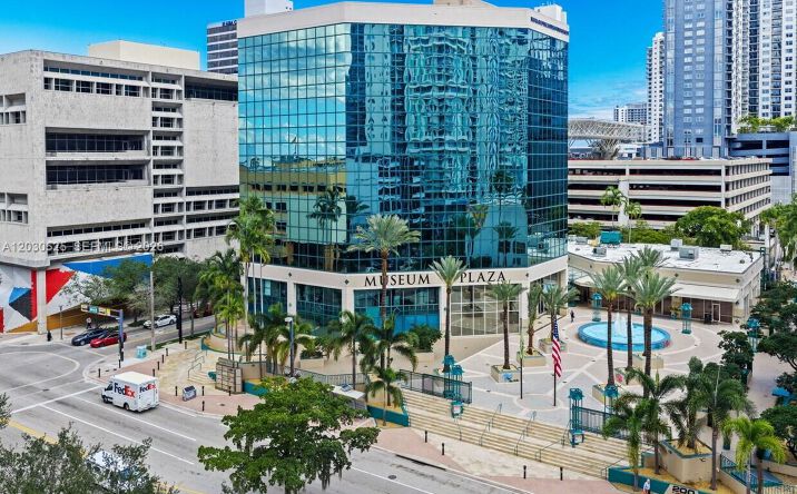 Pictures of Office property located at 300-301, Fort Lauderdale, FL 33301 for sales - image #1