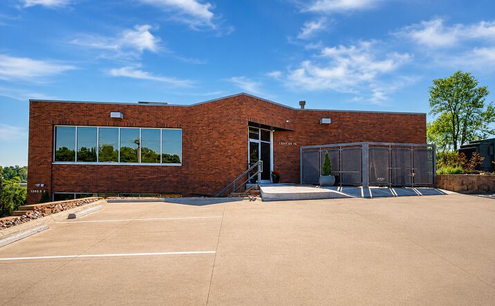 Pictures of Office property located at 1205 S 75TH ST, OMAHA, NE 68124-1609 for sales - image #1