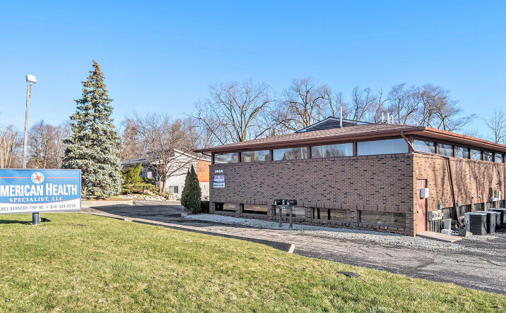 Pictures of Office property located at 3494 Beecher Rd, Flint, MI 48503 for sales - image #1