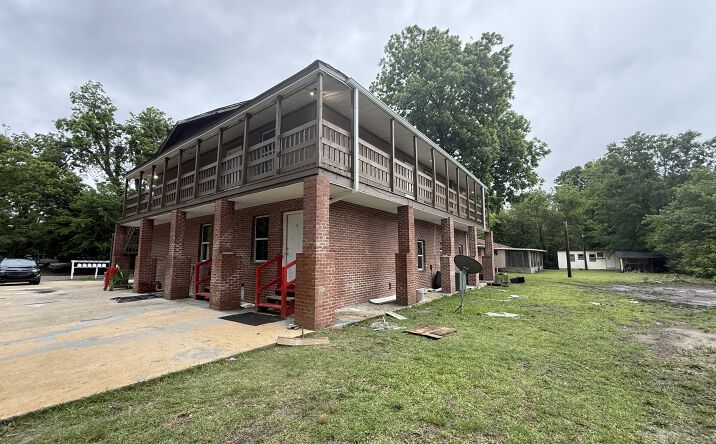 Pictures of Retail, Multifamily property located at 1011 Pine Street, Fort Valley, GA 31030 for sales - image #1
