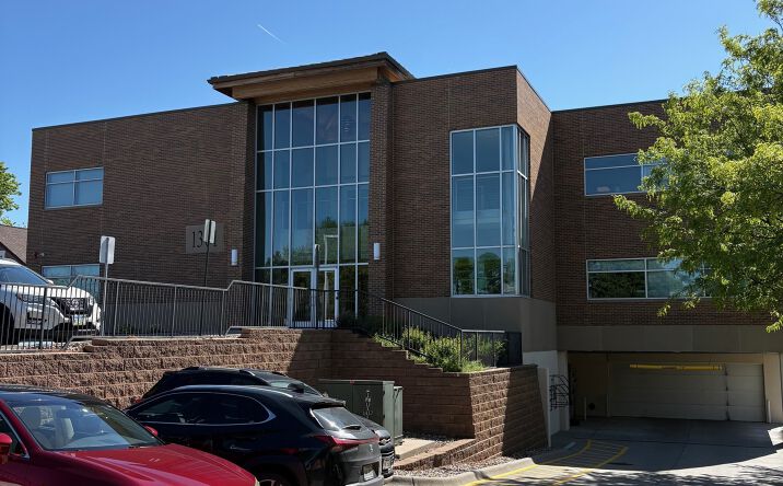 Pictures of Office property located at 1301 S 75TH ST, OMAHA, NE 68124 for sales - image #1