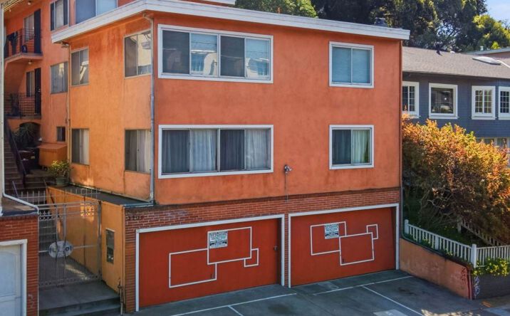 Pictures of Multifamily property located at 3206 Park Blvd, Oakland, CA 08260 for sales - image #1