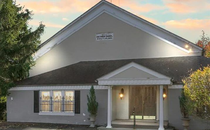 Pictures of Retail property located at 24460 Adams Road, South Bend, IN 46628 for sales - image #1