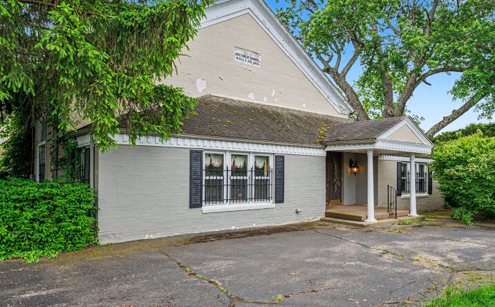 Pictures of Retail property located at 24460 Adams Road, South Bend, IN 46628 for sales - image #1