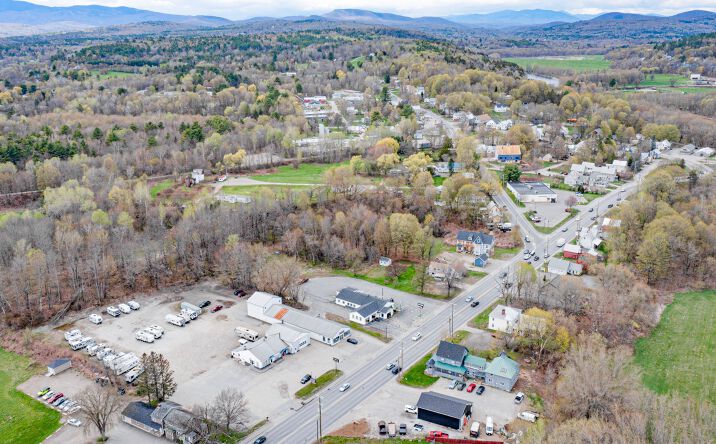 Pictures of Retail property located at 157 Wilton Road, Farmington, ME 04938 for sales - image #1