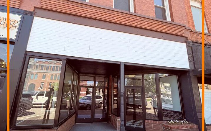 Pictures of Office property located at 112 North Market St., Paris, TN 38242 for sales - image #1