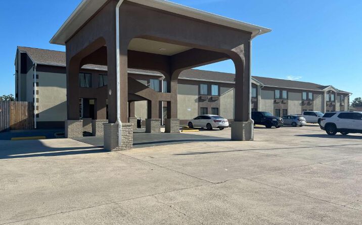 Pictures of Retail, Hospitality property located at 125 DIXIE AVE, HOUMA, LA 70363 for sales - image #1