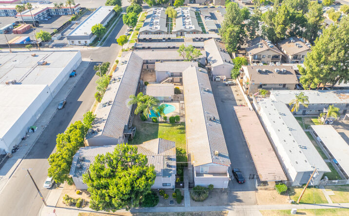 Pictures of Multifamily property located at 1905 East Pontiac Way, Fresno, CA 93726 for sales - image #1