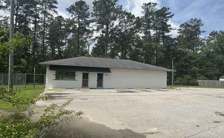 Pictures of Retail, Office property located at 5211 Andrew Jackson Highway, Leland, NC 28451 for sales - image #1