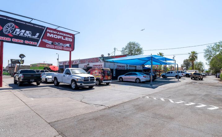 Pictures of Mixed Use, Business for Sale property located at 2735 W Van Buren ST, Phoenix, AZ 85009 for sales - image #1
