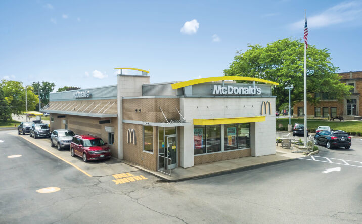 Pictures of Retail property located at 835 15th Avenue, Union Grove, WI 32169-3403 for sales - image #1