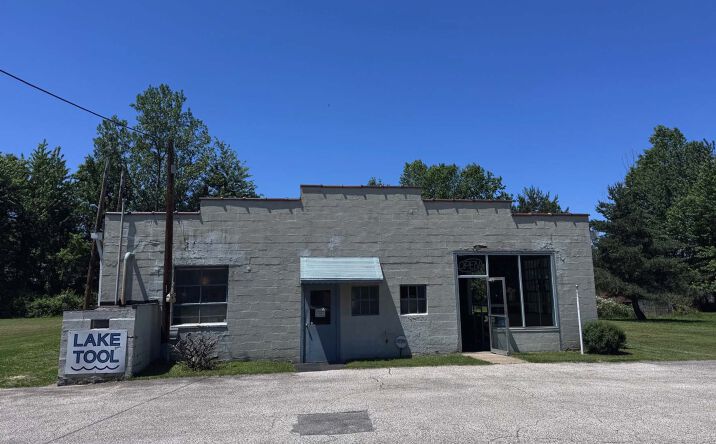Pictures of Industrial property located at 255 Newell Street, Painesville, OH 44077 for sales - image #1