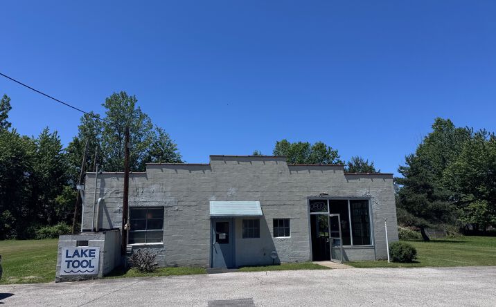 Pictures of Industrial property located at 255 Newell Street, Painesville, OH 44077 for sales - image #1