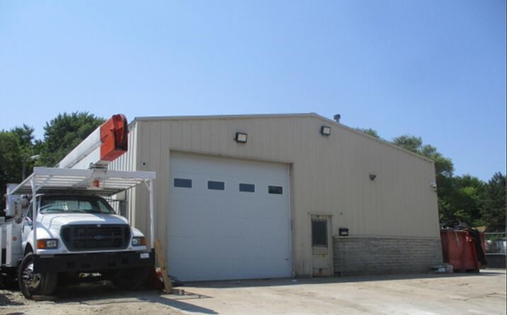 Pictures of Industrial property located at 8535 Madison Street, Omaha, NE 68127 for sales - image #1