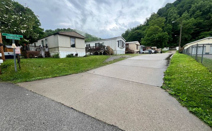 Pictures of Land property located at 71 Saratoga St. & 11 Ticonderoga Dr., Charleston, WV 25306 for sales - image #1