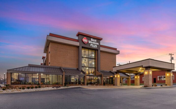 Pictures of Retail property located at 12220 Dorsett Road, Maryland Heights, MO 63043 for sales - image #1