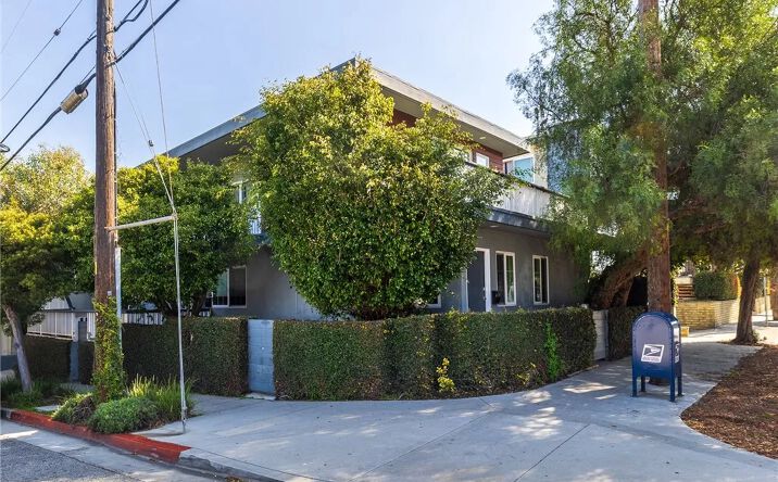 Pictures of Multifamily property located at 402 Pacific, Santa Monica, CA 90405 for sales - image #1