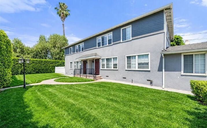 Pictures of Multifamily property located at 13573 Moorpark Street, Sherman Oaks, CA 91423 for sales - image #1