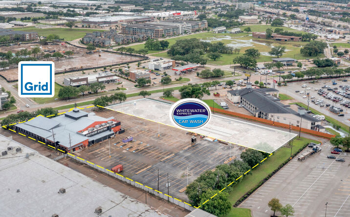 Pictures of Retail property located at 11110 West Airport Boulevard, Stafford, TX 77477 for sales - image #1