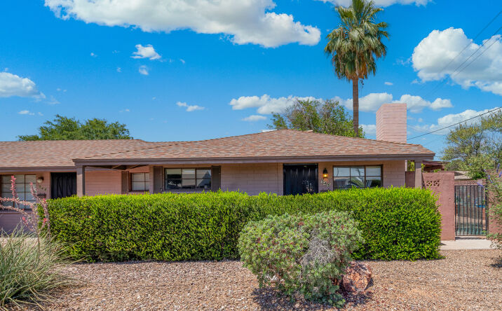 Pictures of Multifamily property located at 940 East Rose Lane, Phoenix, AZ 85014 for sales - image #1