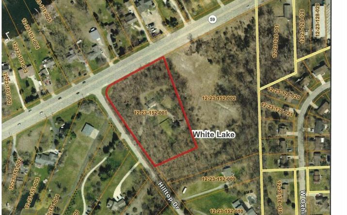 Pictures of Land property located at 820 Hilltop Drive, White Lake Charter Township, MI 48386 for sales - image #1
