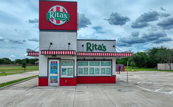 Pictures of Retail property located at 6275 S Cooper St, Arlington, TX 76001 for sales - image #1