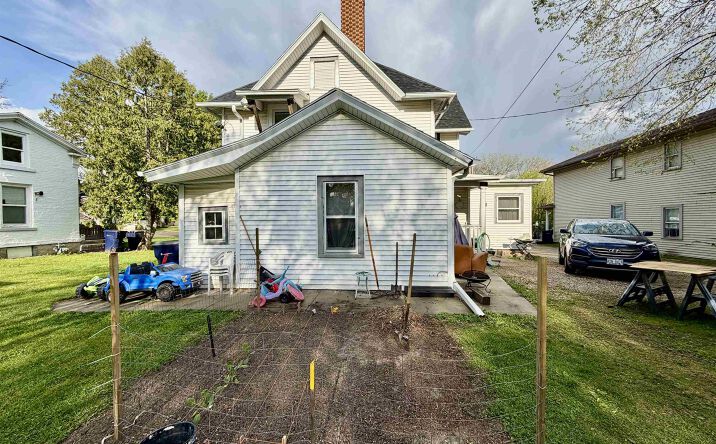 156-158 Cherry Street, Janesville