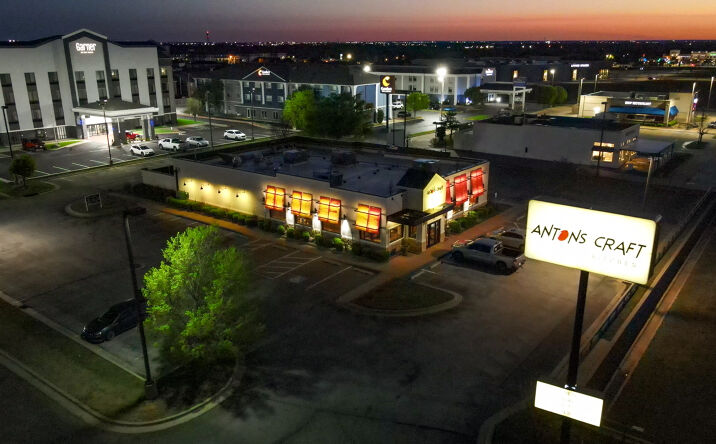 Pictures of Retail property located at 2610 W MEMORIAL RD, OKLAHOMA CITY, OK 73134-8031 for sales - image #1