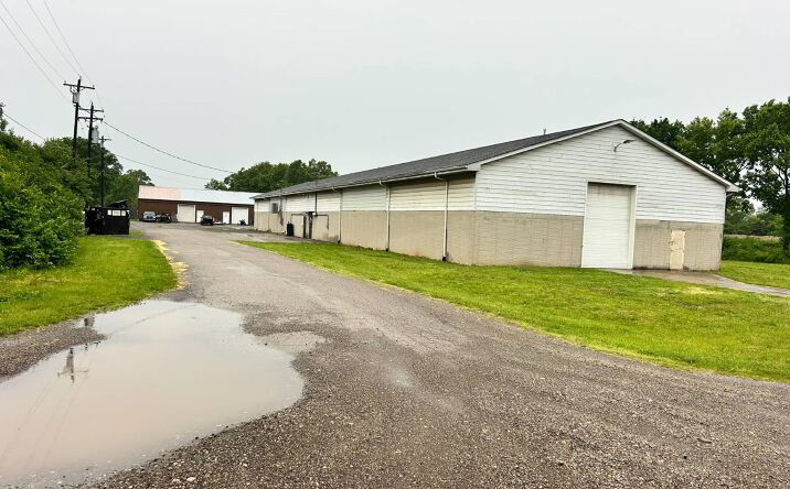 Pictures of Office property located at 6850 Trenton Franklin Rd., Middletown, OH 45042 for sales - image #1