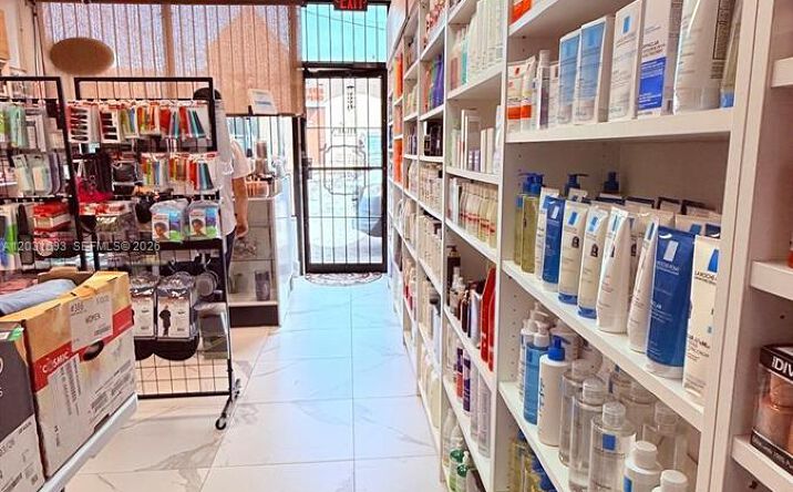 Pictures of Business for Sale, Retail property located at Beauty Supply Store, Miami, FL 33125 for sales - image #1