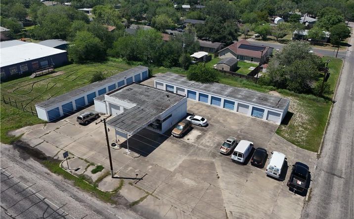 Pictures of Industrial property located at 1811 S Washington Street, Beeville, TX 78102 for sales - image #1