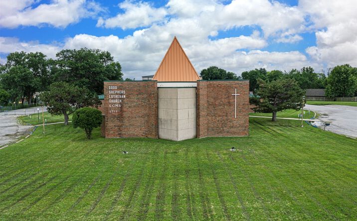 Pictures of Special Purpose property located at 8730 E Skelly Drive, Tulsa, OK 74129 for sales - image #1