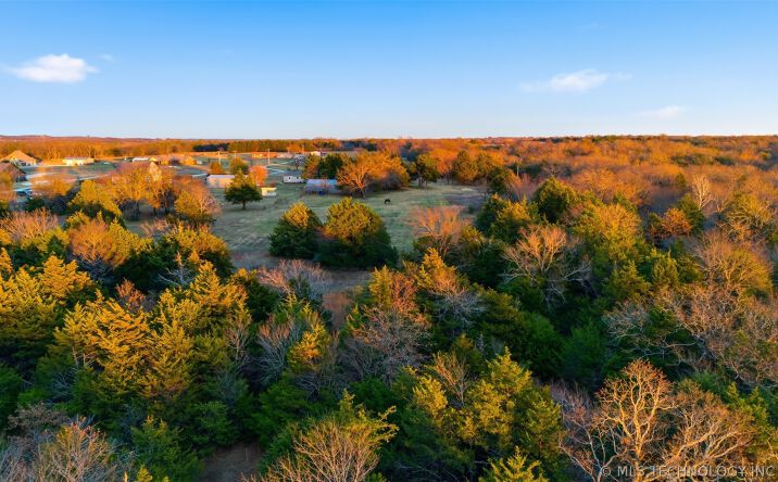 Pictures of Land property located at 5 County Road 3570, Ada, OK 74820 for sales - image #1