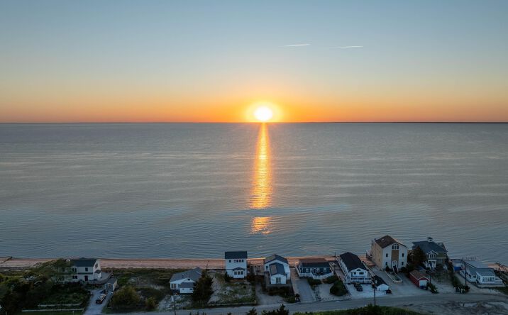 Pictures of Multifamily property located at 139 Beach Avenue, Cape May Court House, NJ 08210 for sales - image #1