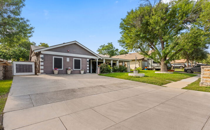 Pictures of Senior Living property located at 12119 San Miguel St, San Antonio, TX 78233 for sales - image #1