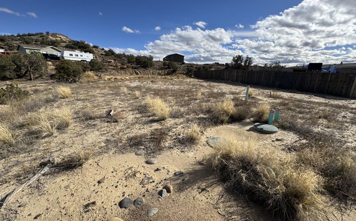 Pictures of Land, Multifamily property located at 934 HOPE Avenue, Farmington, NM 87401 for sales - image #1