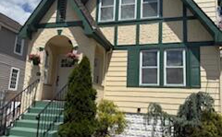 Pictures of Multifamily property located at 69 Chelsea Street, Staten Island, NY 10307 for sales - image #1