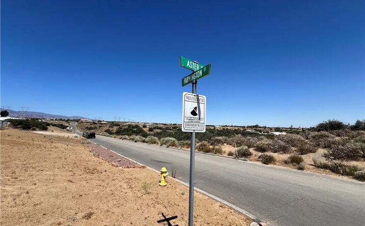 Pictures of Land property located at Farmington, Oak Hills, CA 92344 for sales - image #1