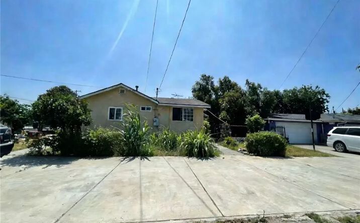 Pictures of Multifamily property located at 11850 Basye Street, El Monte, CA 91732 for sales - image #1