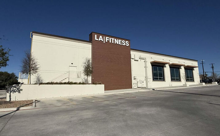 Pictures of Retail property located at 9955 Braun Rd, Building 2, Helotes, TX 78023 for sales - image #1